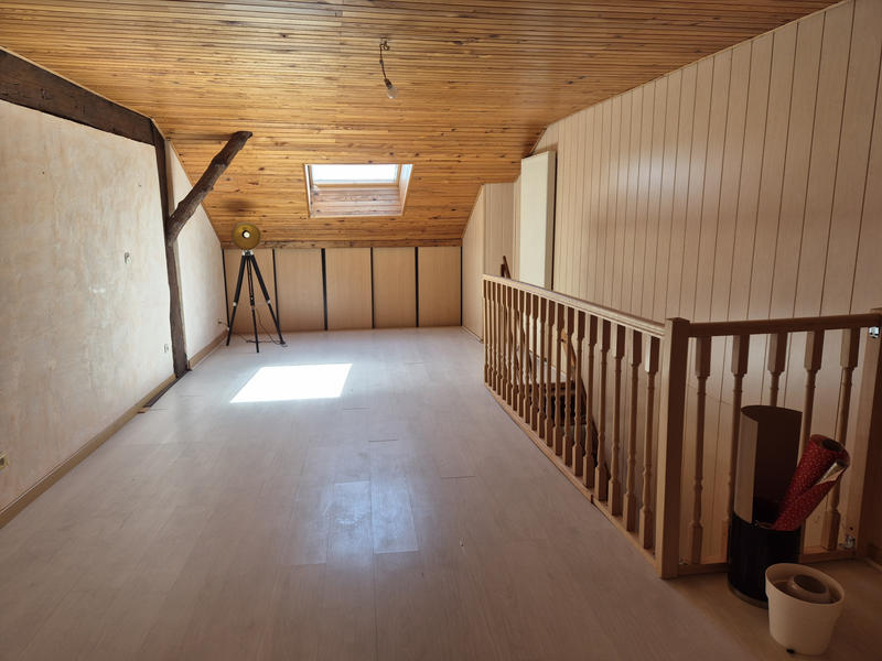 Maison - 200 m² - 10 pièces