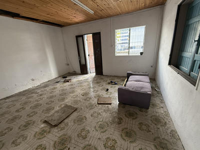 Appartement - 140 m² - 6 pièces