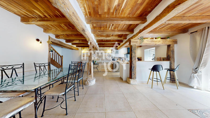 Maison - 175 m² - 5 pièces