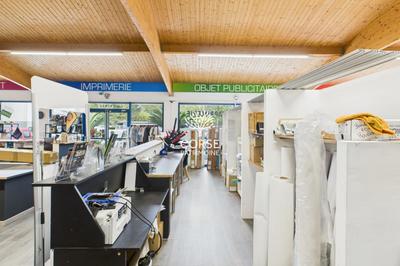 Fonds de commerce - Local commercial - 250 m²