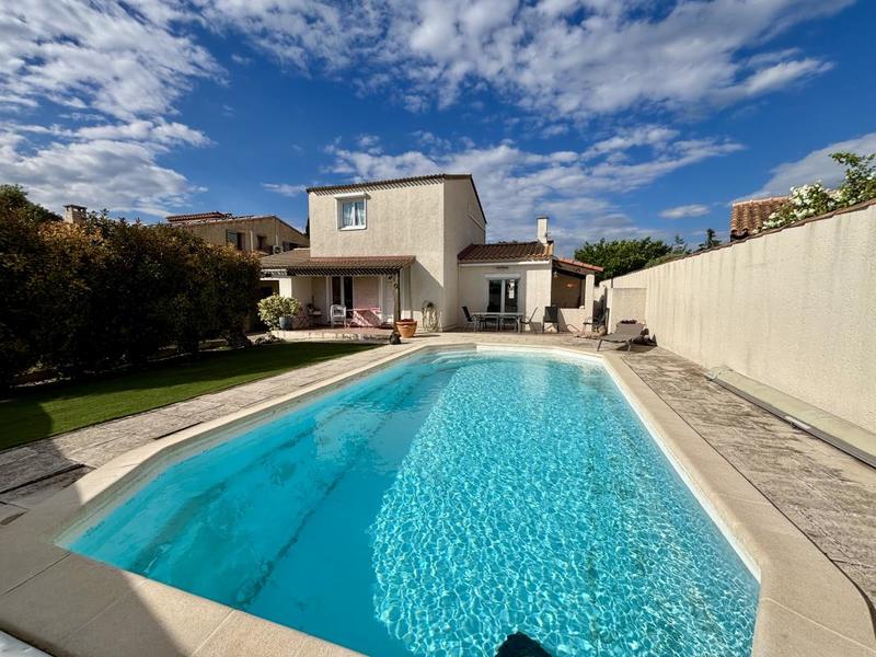 Propriété - 110 m² - 4 pièces