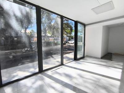 Local commercial - 18 m² - 1 pièce