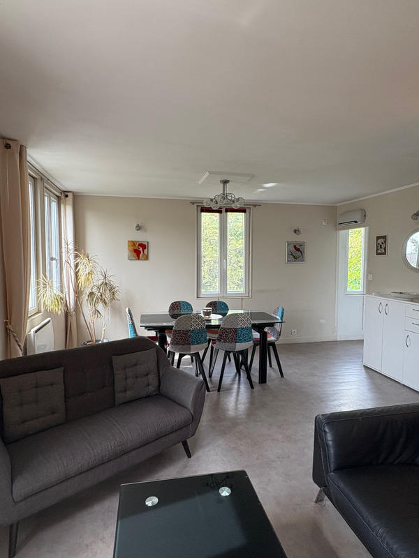 Maison - 100 m² - 5 pièces