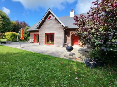 Maison contemporaine - 130 m² - 6 pièces