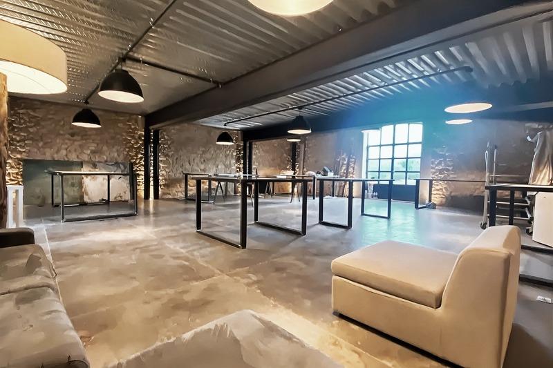 Bureau - 132 m² - 1 pièce