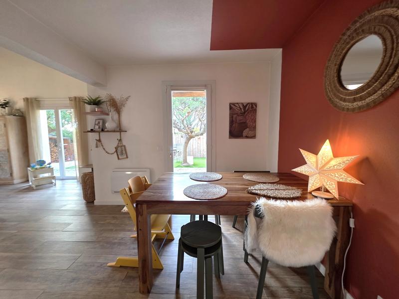 Villa - 90 m² - 4 pièces