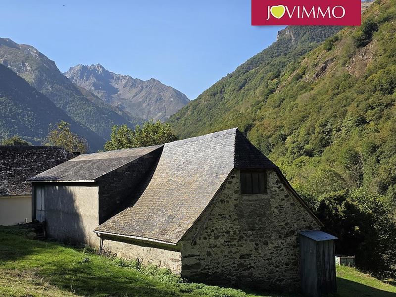 Maison - 200 m² - 1 pièce