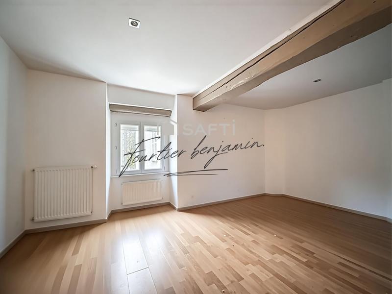 Maison - 155 m² - 7 pièces