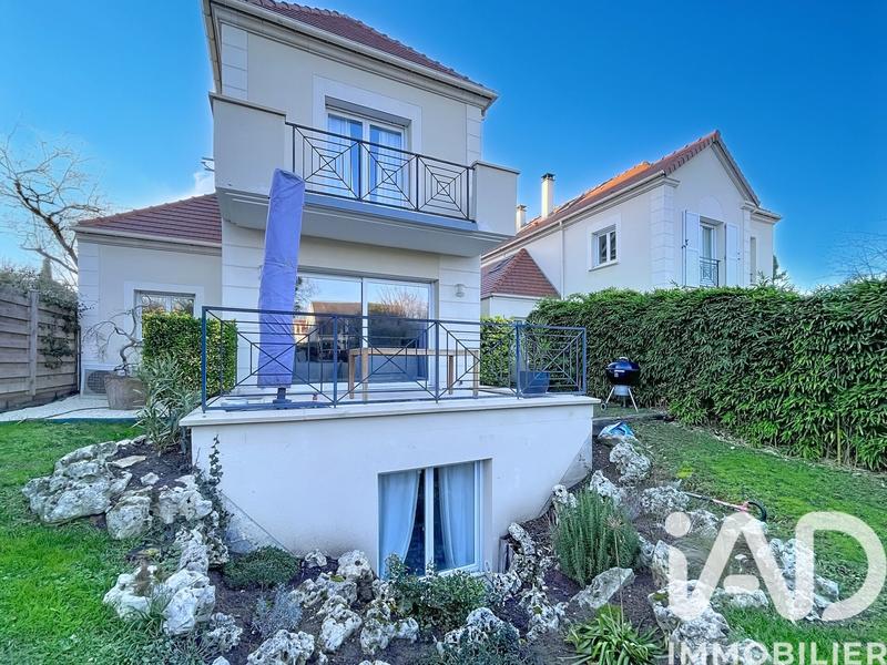 Maison - 192 m² - 7 pièces