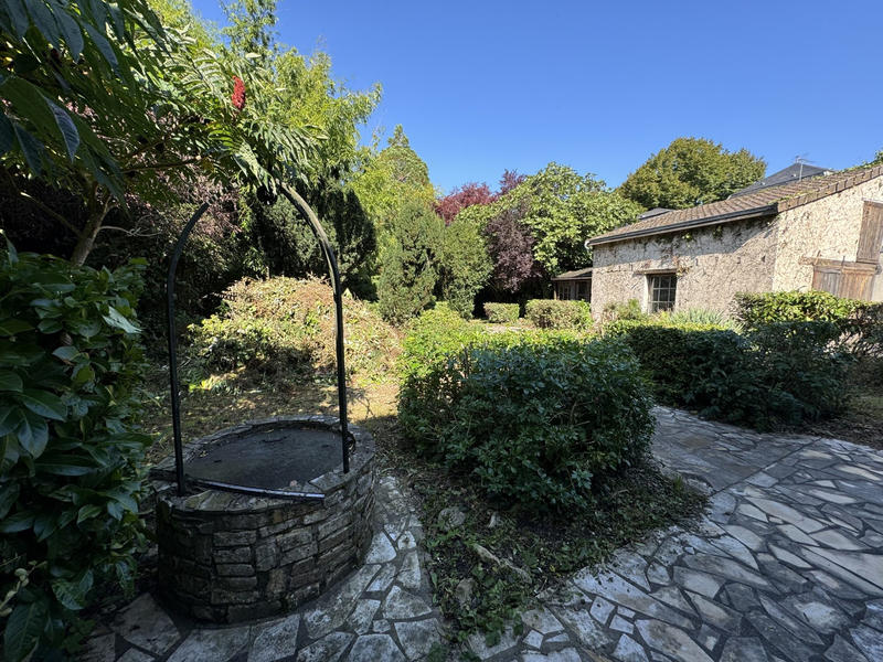 Maison - 180 m² - 4 pièces