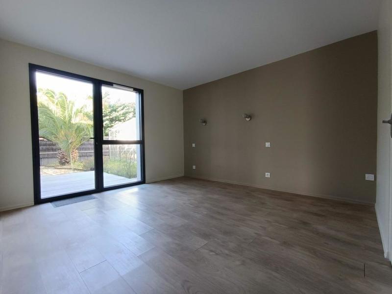 Maison - 200 m² - 5 pièces