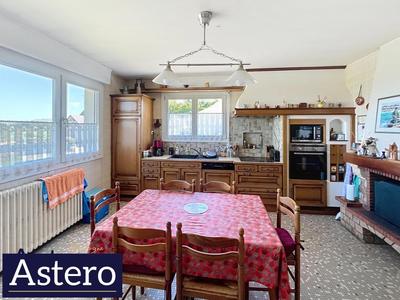 Maison - 125 m² - 5 pièces