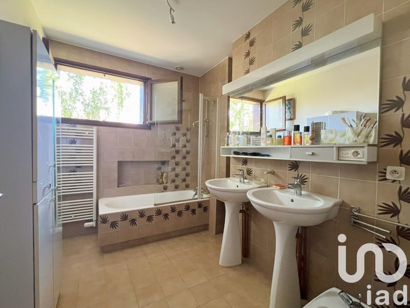 Maison - 135 m² - 7 pièces