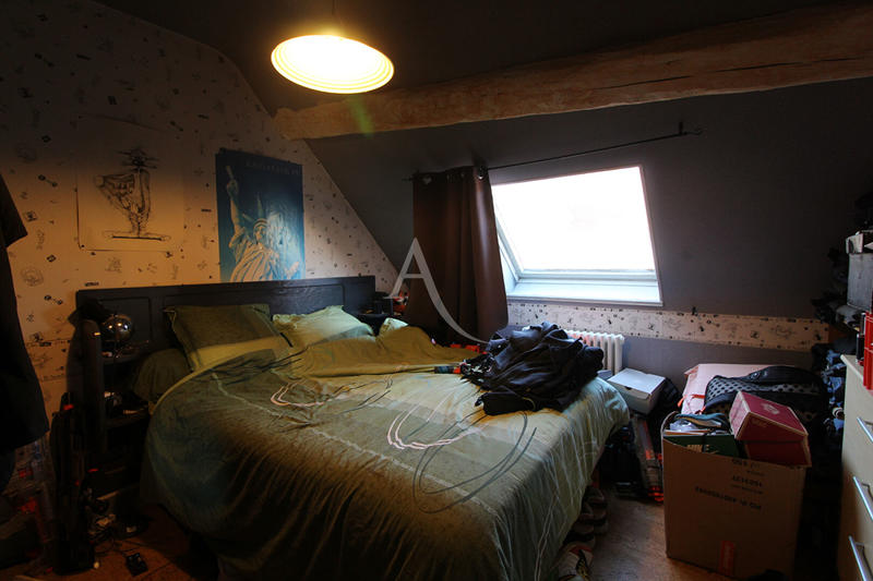 Maison - 180 m² - 8 pièces