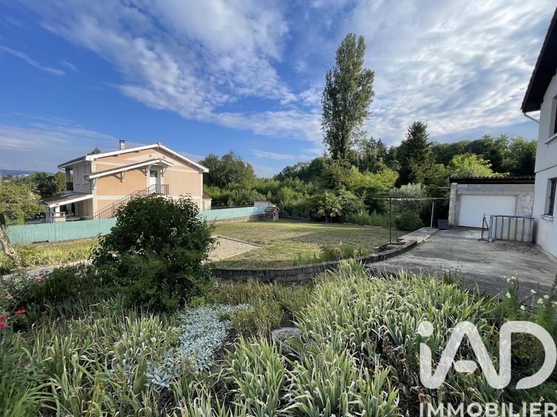 Maison - 152 m² - 7 pièces