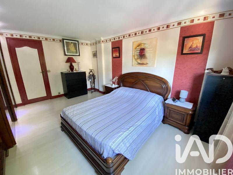 Maison - 155 m² - 8 pièces