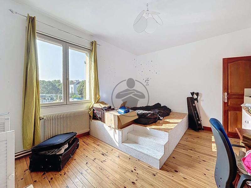 Maison - 107 m² - 5 pièces