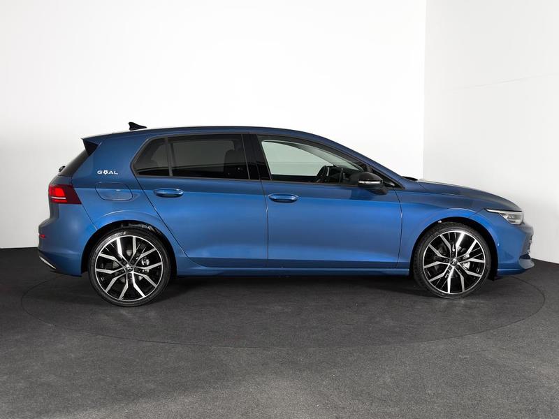 Volkswagen Golf 8 Goal 2.0 Tdi 150ch Dsg Digital Cockpit Carplay Sieges Chauff Camera Attelage