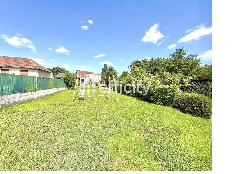 Maison - 100 m² - 5 pièces