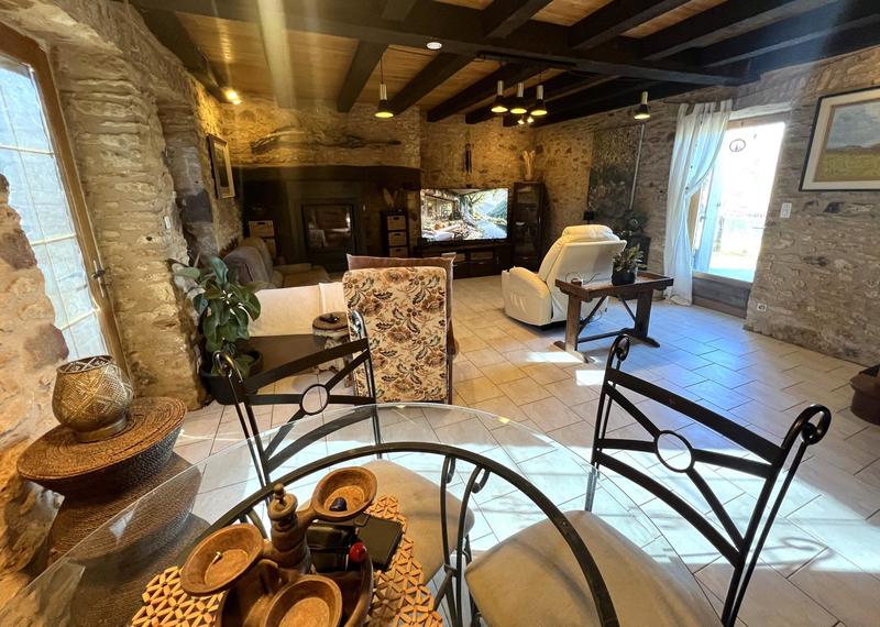 Maison - 145 m² - 8 pièces