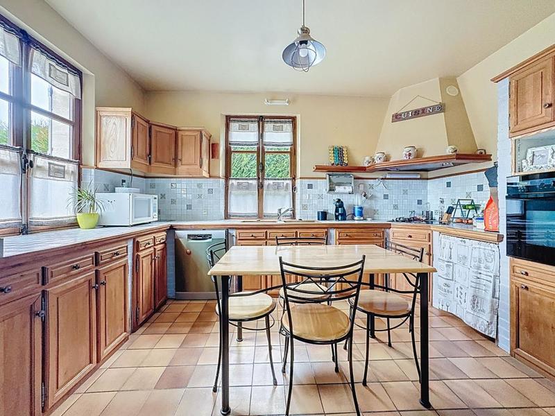 Maison - 187 m² - 6 pièces