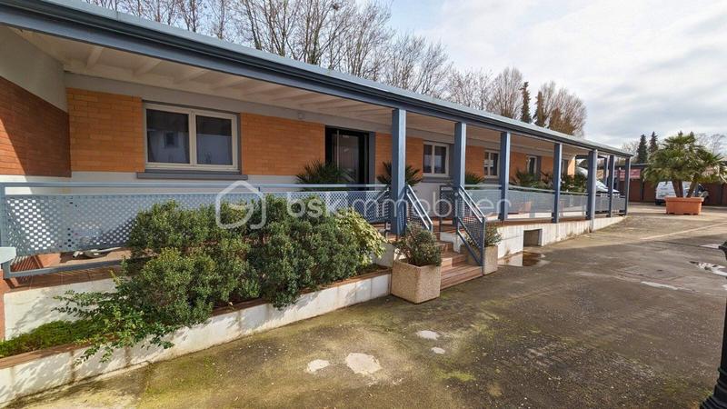 Immeuble - 1 900 m² - 30 pièces