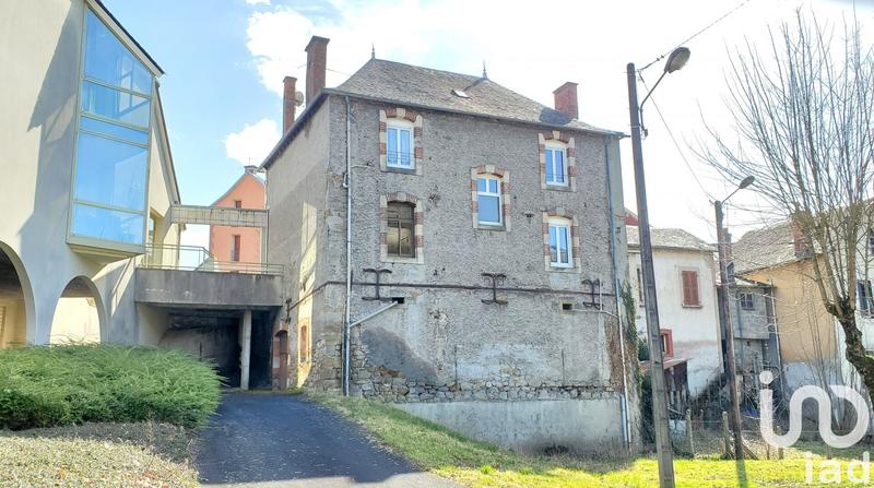 Maison de ville - 136 m² - 7 pièces