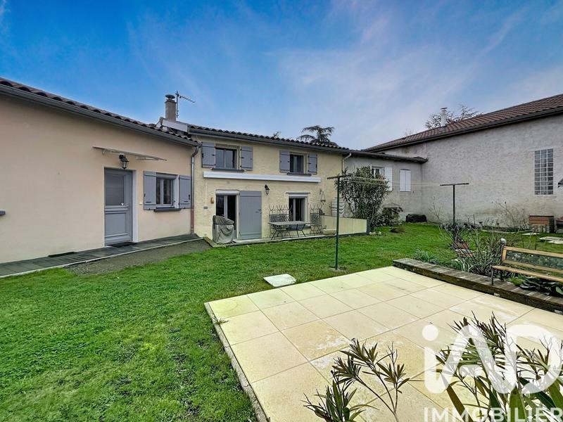 Maison de village - 104 m² - 4 pièces
