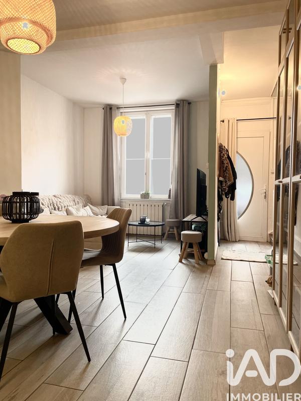 Maison - 83 m² - 5 pièces