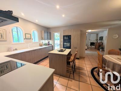 Maison - 160 m² - 6 pièces