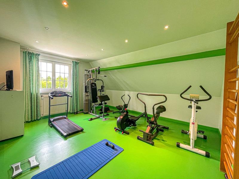 Maison en pierre - 295 m² - 8 pièces