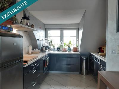 Appartement - 80 m² - 3 pièces