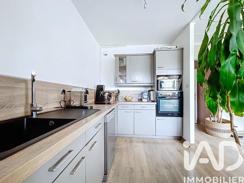 Appartement - 80 m² - 4 pièces