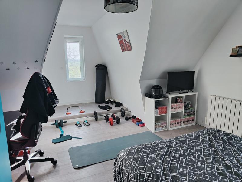 Maison - 187 m² - 8 pièces