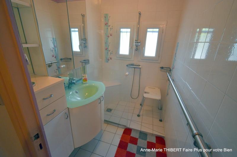 Maison - 202 m² - 6 pièces