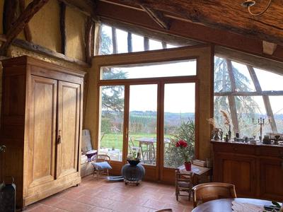 Maison - 246 m² - 6 pièces