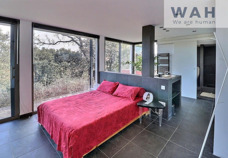 Maison - 265 m² - 6 pièces