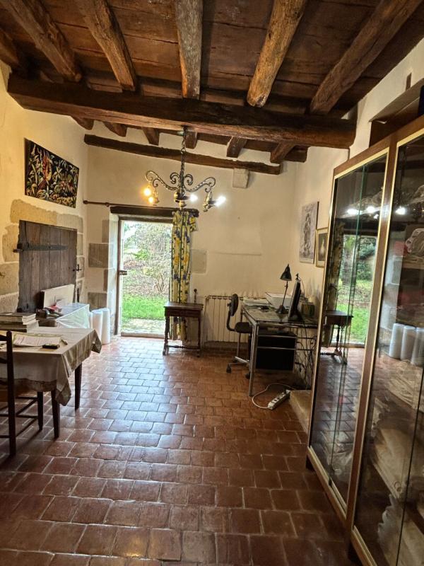 Maison - 385 m² - 10 pièces