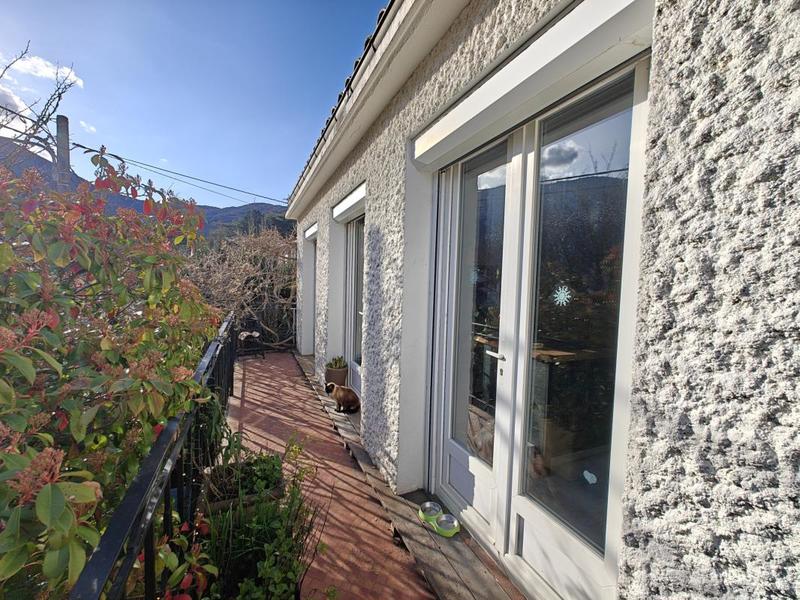 Villa - 200 m² - 8 pièces