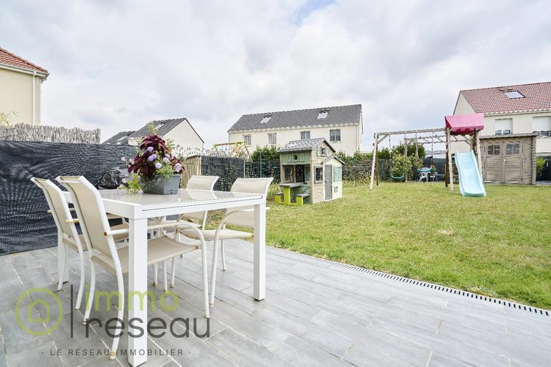 Maison - 80 m² - 4 pièces