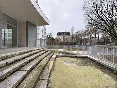 Appartement - 92 m² - 4 pièces