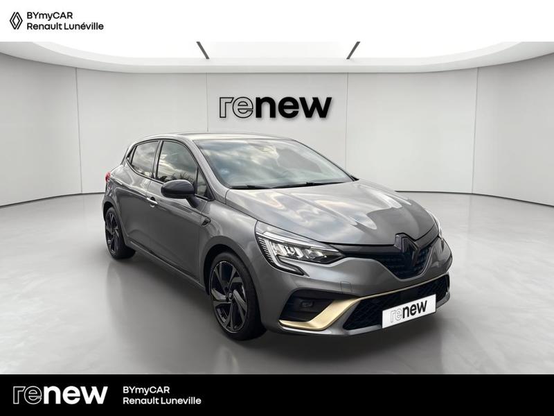 Renault Clio V E-Tech full hybrid 145 Engineered