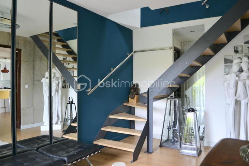 Villa - 185 m² - 6 pièces