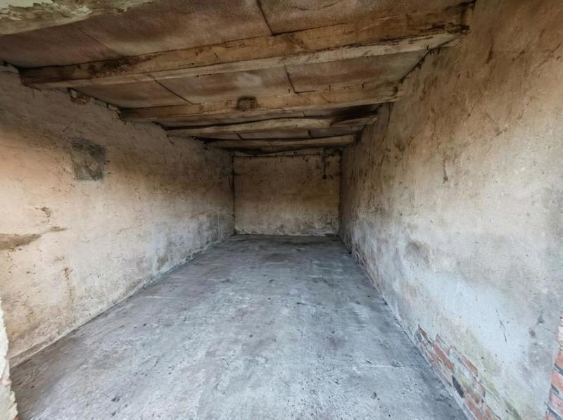 Terrain constructible - 1 004 m²