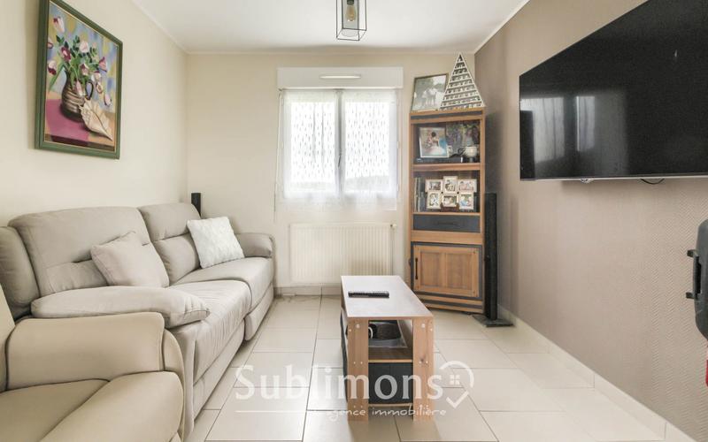 Maison traditionnelle - 96 m² - 6 pièces