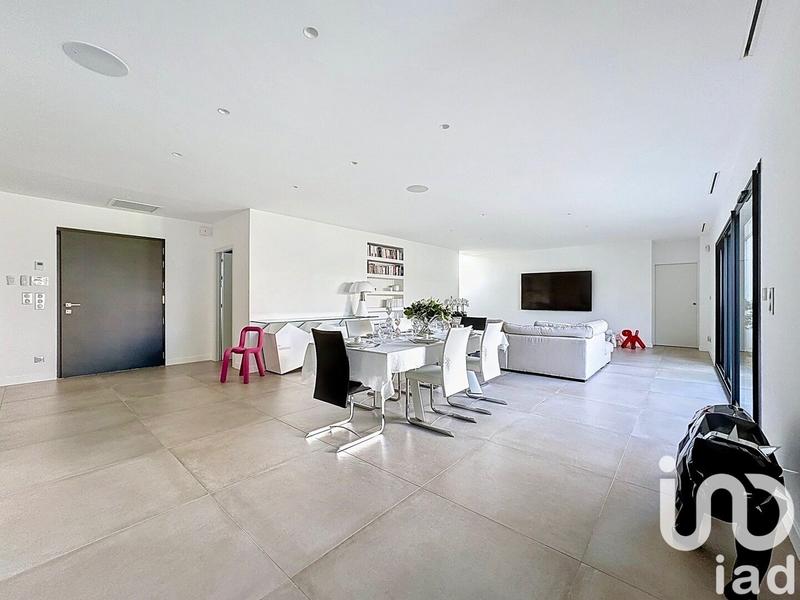 Maison de maîtres - 280 m² - 10 pièces