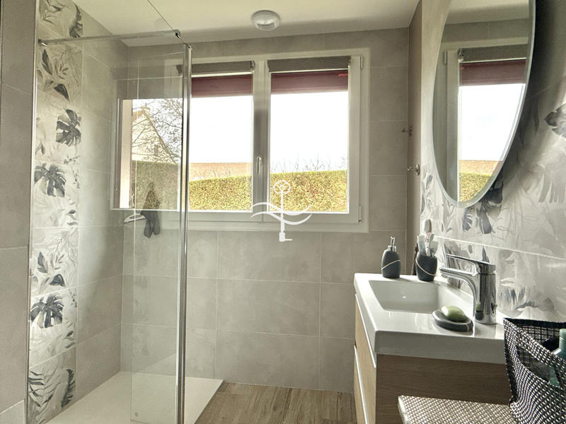 Maison contemporaine - 125 m² - 7 pièces