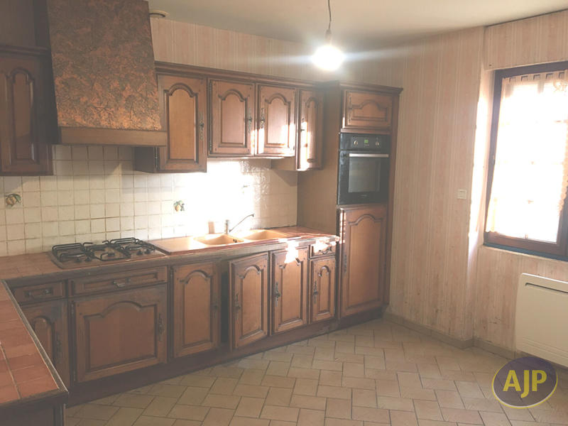 Maison - 106 m² - 6 pièces