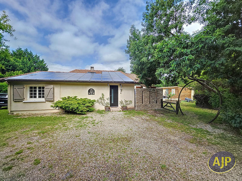 Maison - 174 m² - 7 pièces