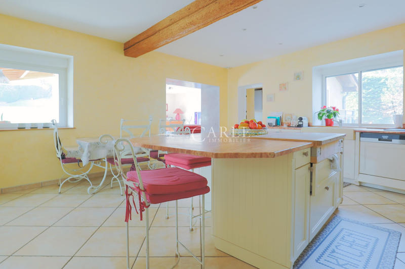 Maison - 208 m² - 7 pièces
